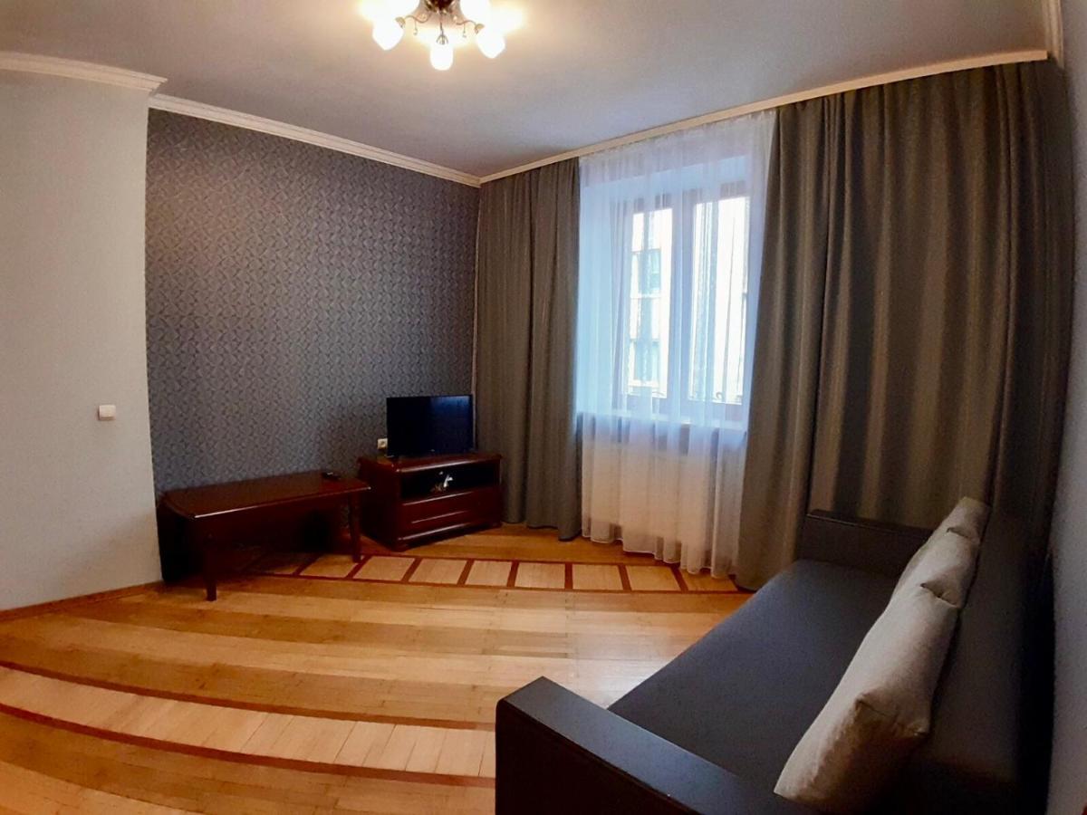 Apartment Hnatuka Center Львов Экстерьер фото