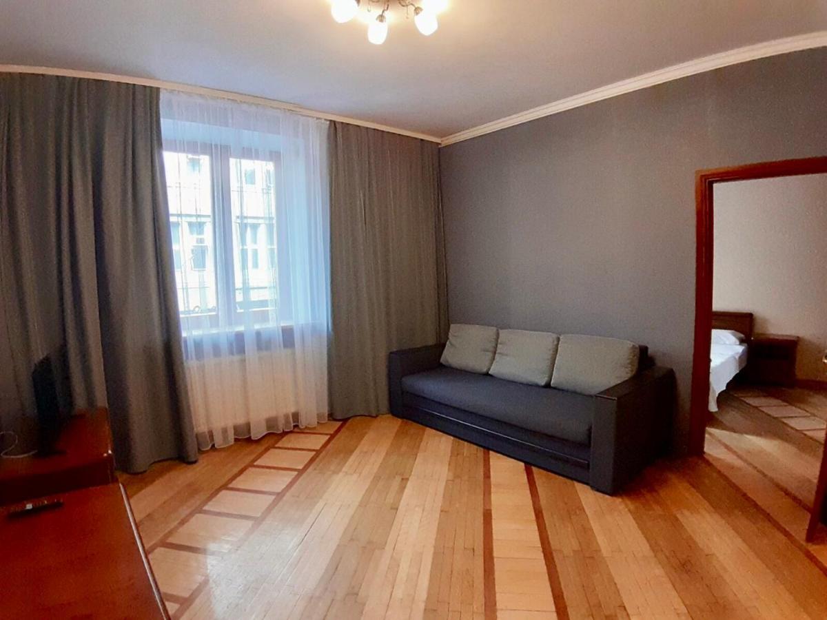 Apartment Hnatuka Center Львов Экстерьер фото