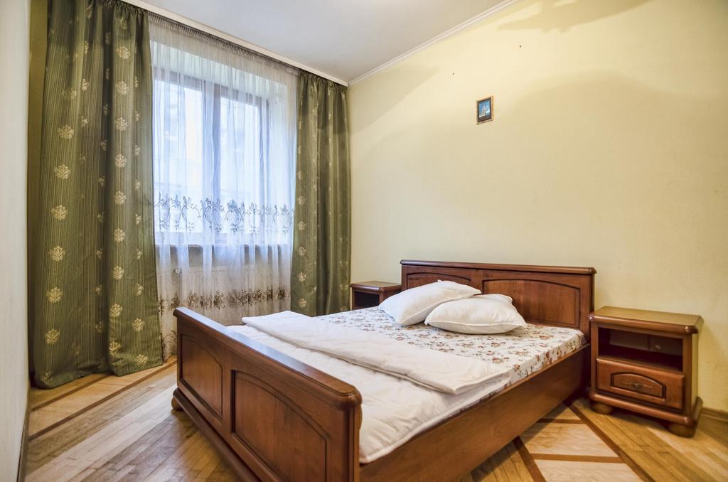 Apartment Hnatuka Center Львов Экстерьер фото